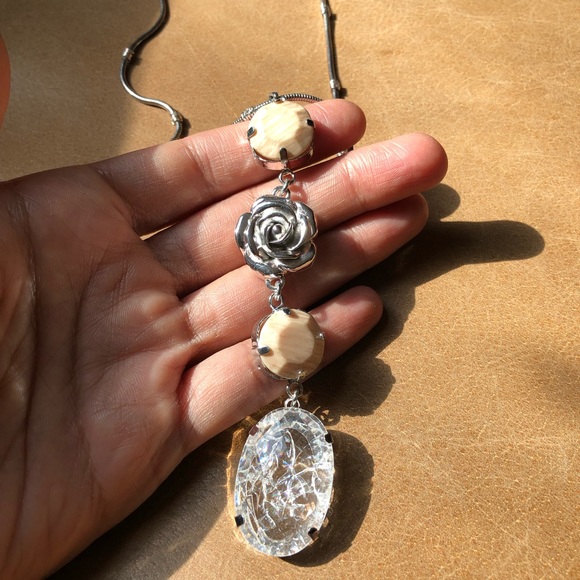 Rare rose rhinestone Marist necklace Nine West - Picture 2 of 6